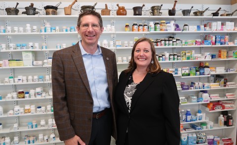 College of Pharmacy's Kenneth McCall and Stephanie Nichols have been named to the governor's opioid response committee
