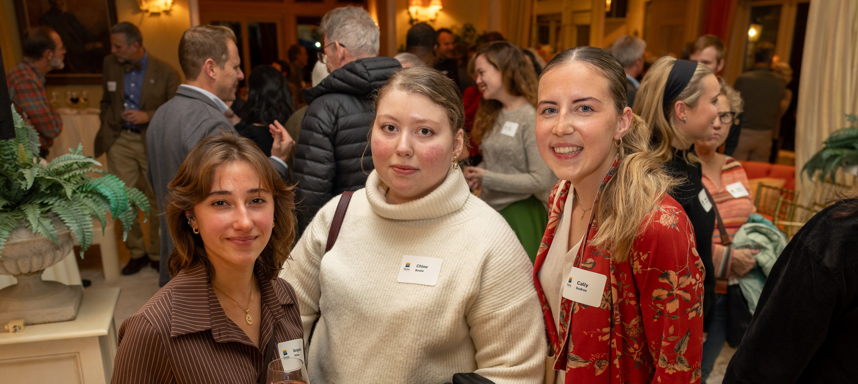 Student journalists, UNE professor attend industry discussion about crisis facing local news