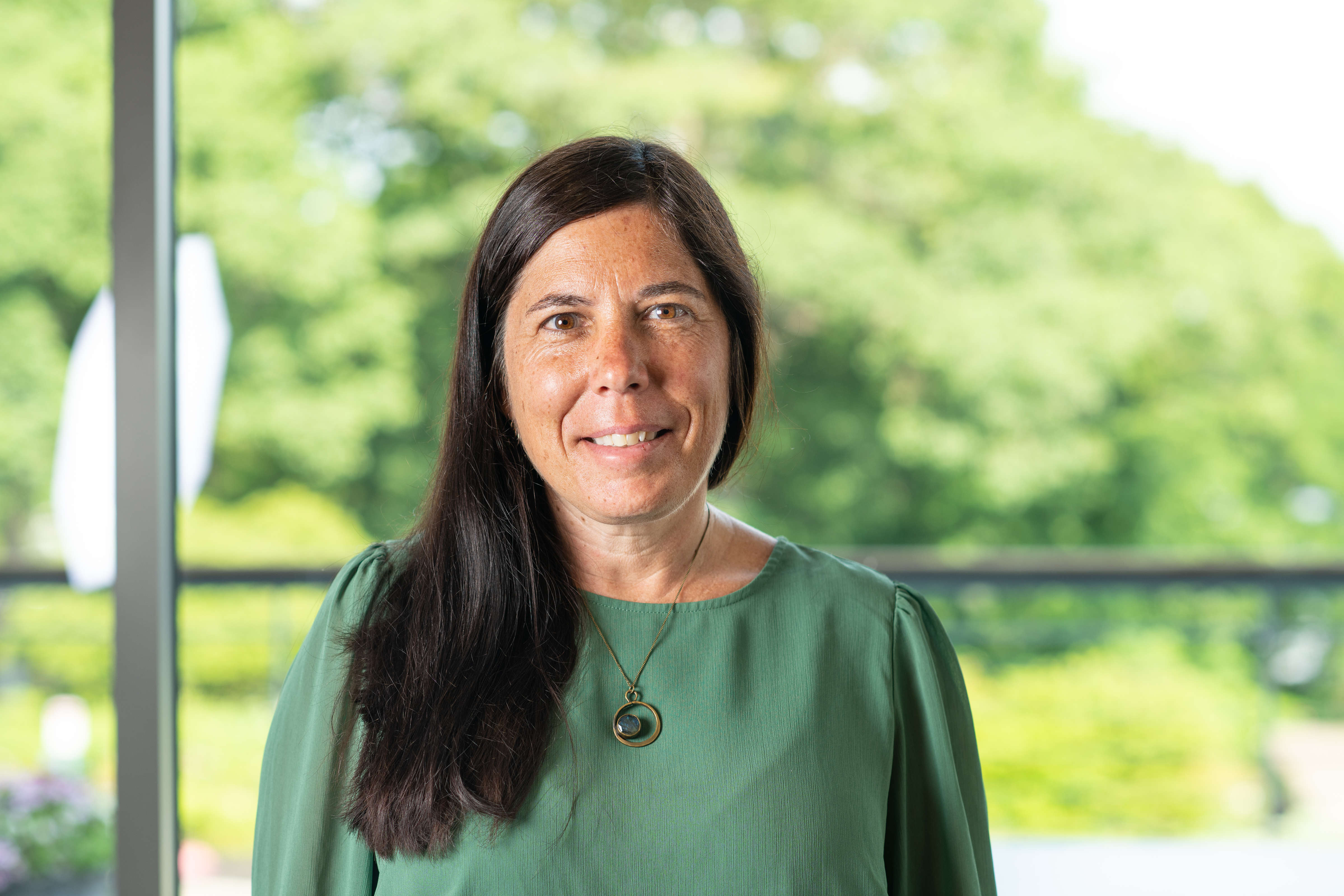 UNE’s Aimee Vlachos named Maine’s Outdoor Industry Leader of the Year 