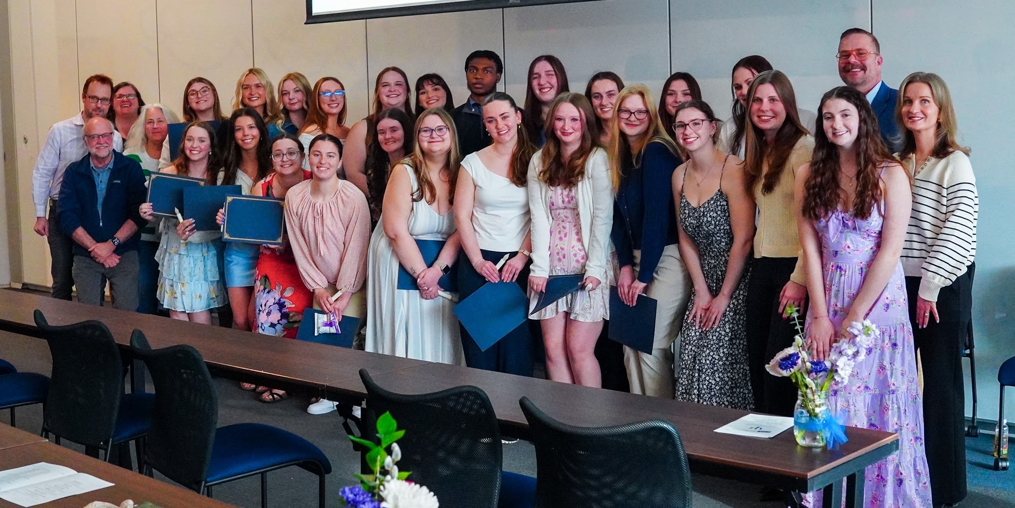 UNE’s PSI CHI Honor Society Chapter welcomes 26 new members