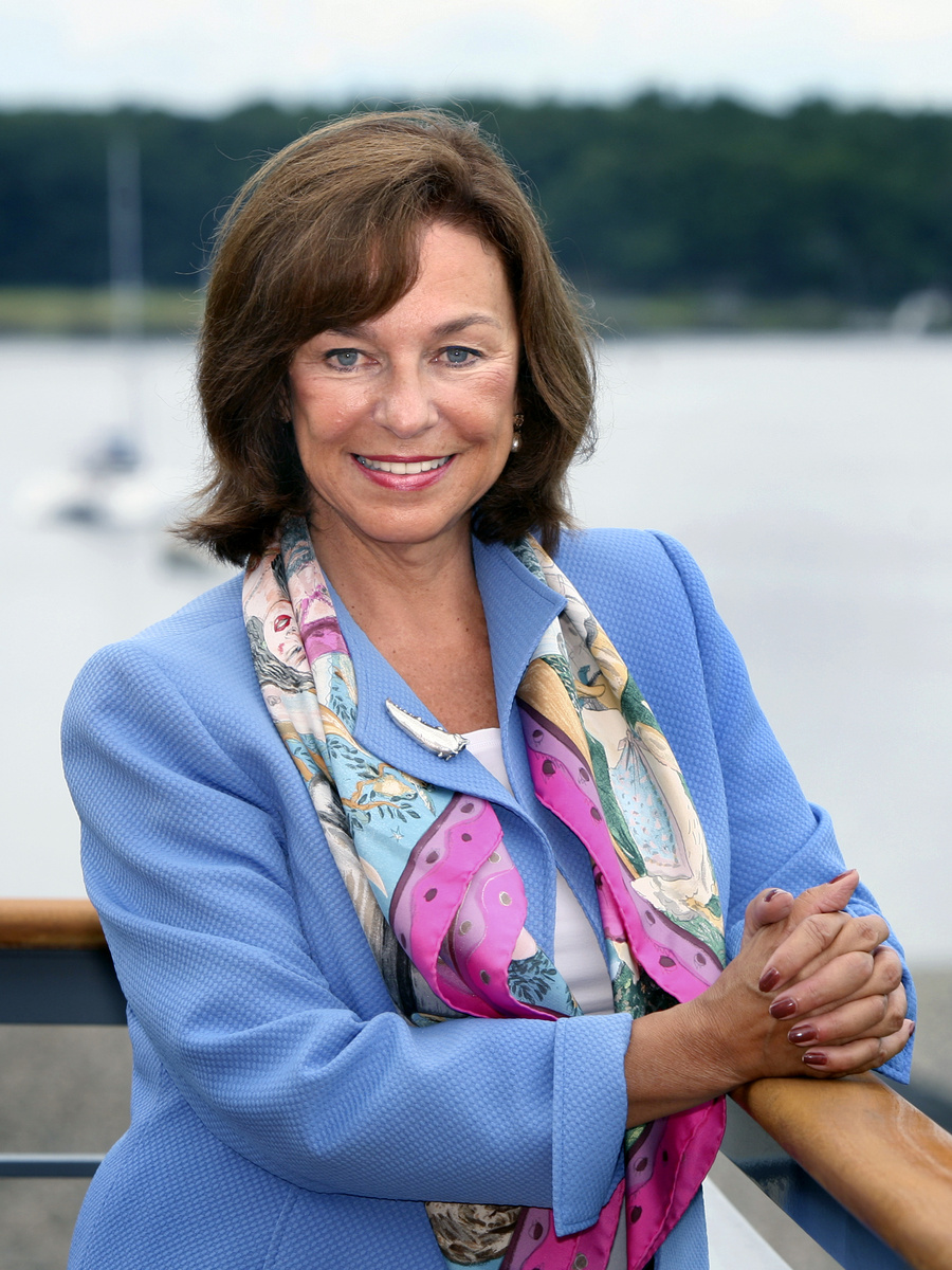 U N E President Danielle Ripich