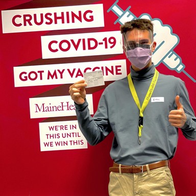 Medical Biology major Ethan Gagnon interns as part of the COVID-19 Vaccination Initiative