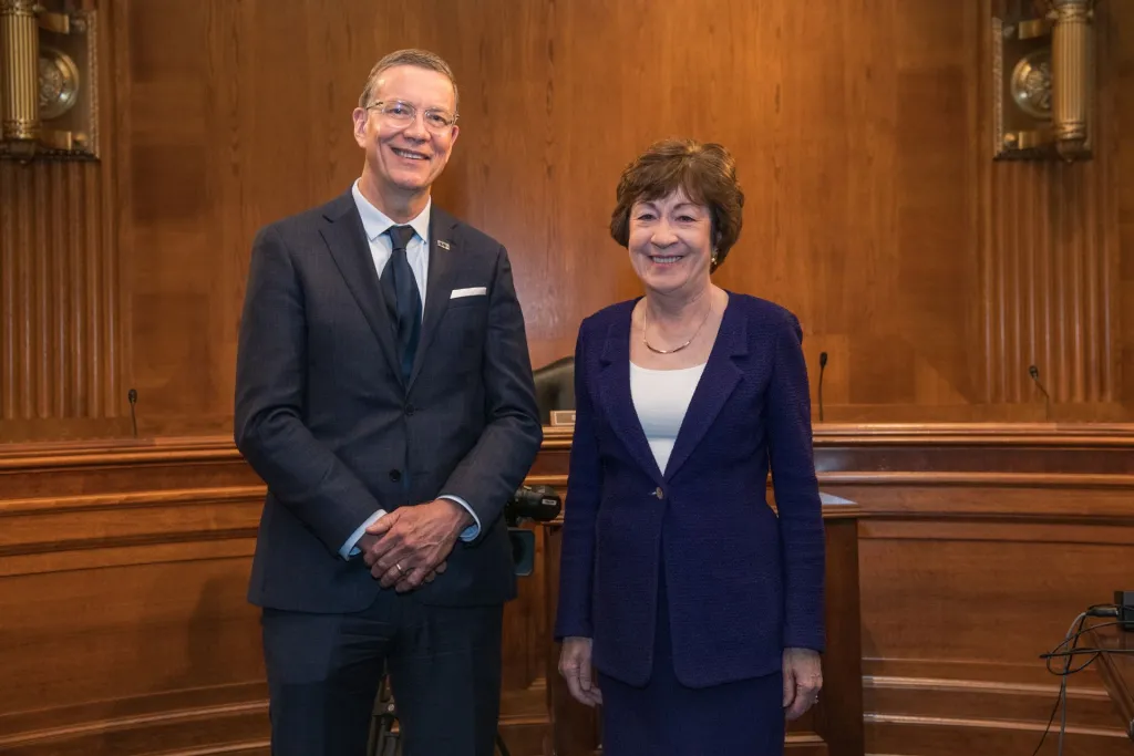 Herbert poses with Sen. Susan Collins of Maine