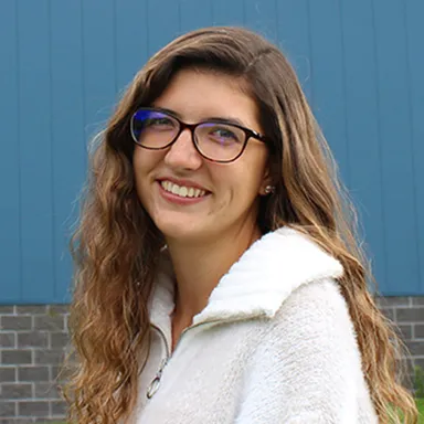 Headshot of U N E undergraduate admissions student ambassador Addy Leifer