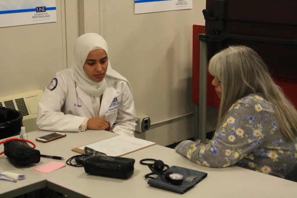 Pharmacy student reviews medications