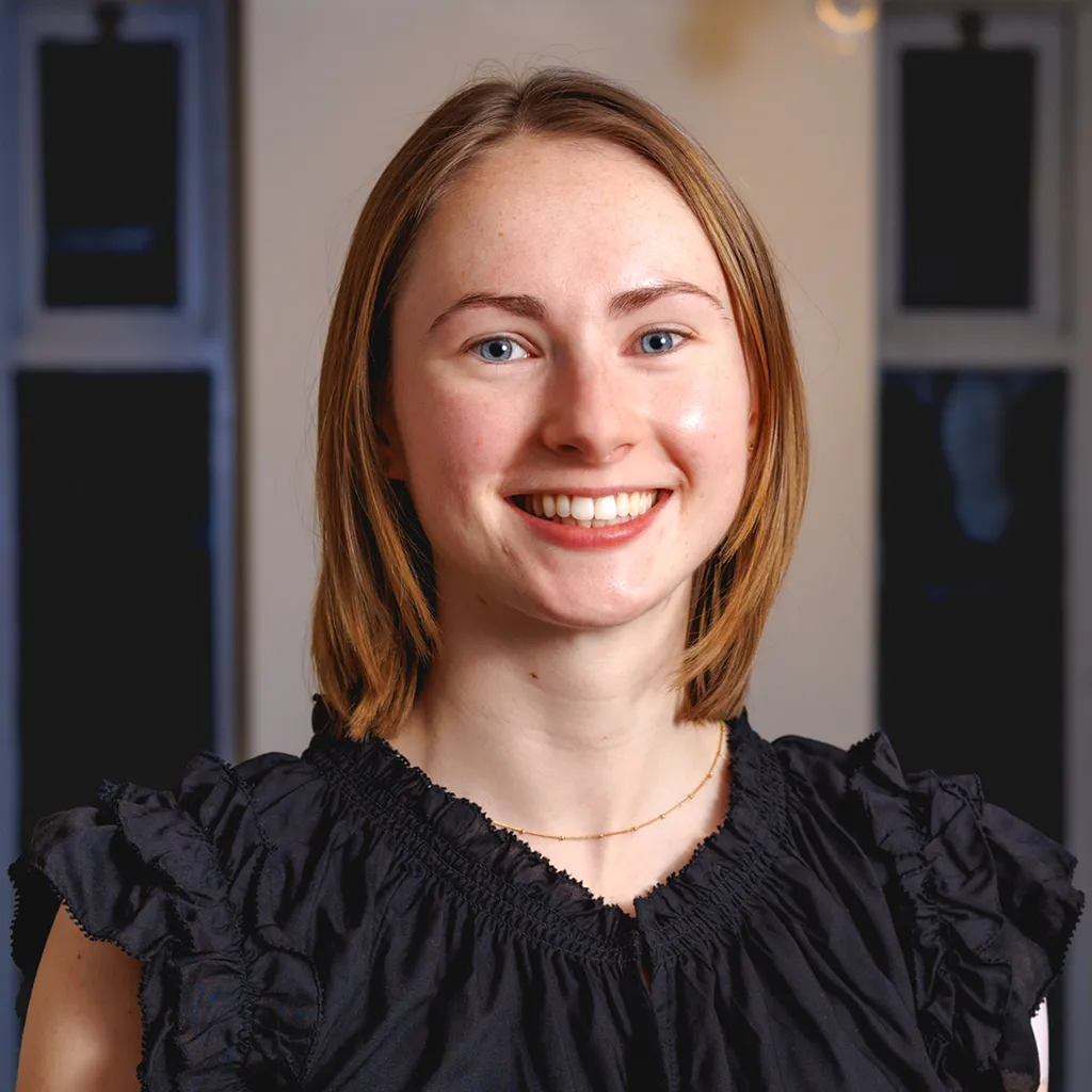 Headshot of Abbey Murphy