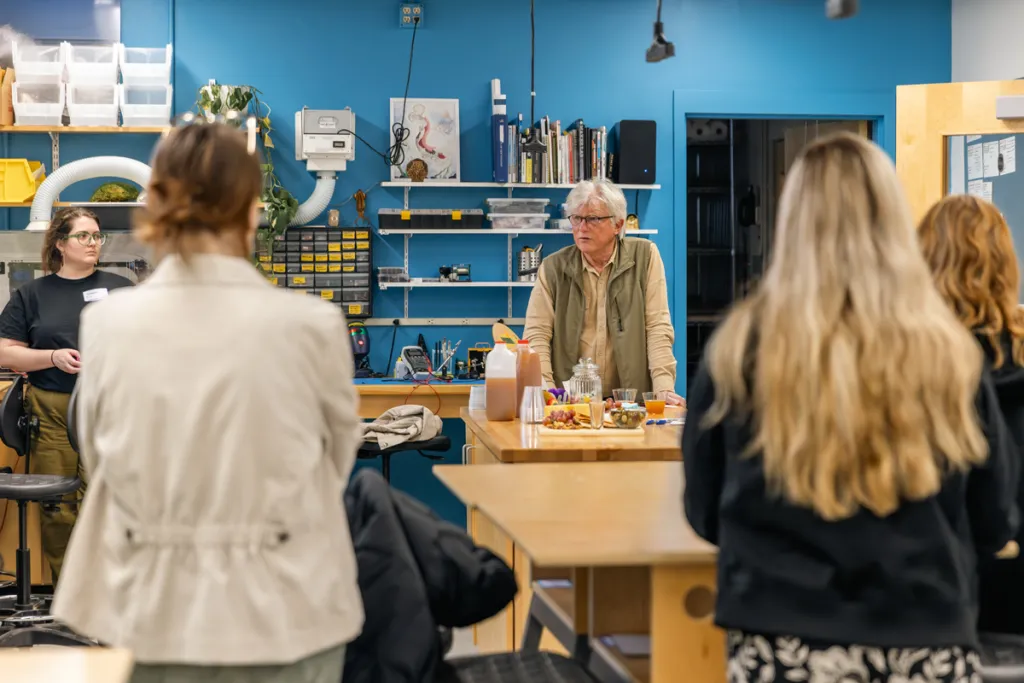 David Shaw talks to the Shaw Innovation Fellows in the Makerspace