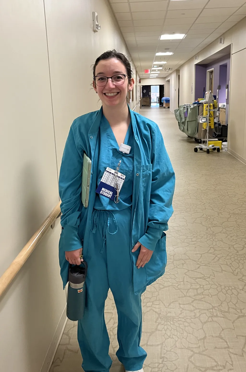 University of New England College of Osteopathic Medicine student Sarah Swanick  (D.O., ’28)  spent four months last year creating a 3D-printed anatomical model of the pelvis, lumbar spine and femur — not for a class or research project, but purely to understand pelvic anatomy more deeply. 