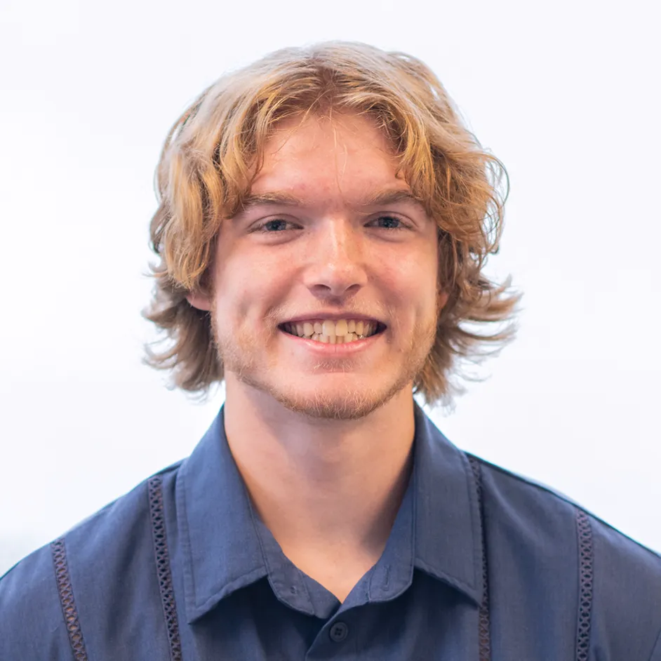 Headshot of Liam Harris