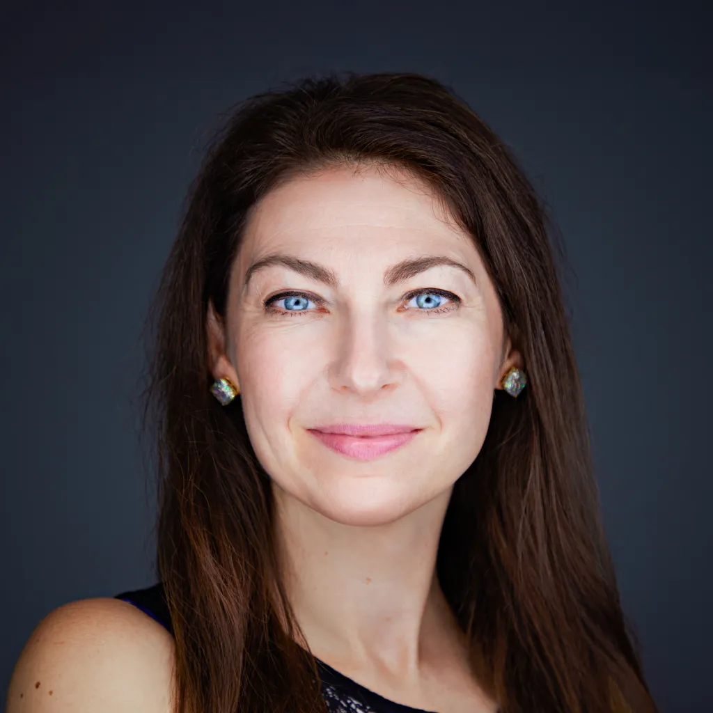 Headshot of Jen Salvo