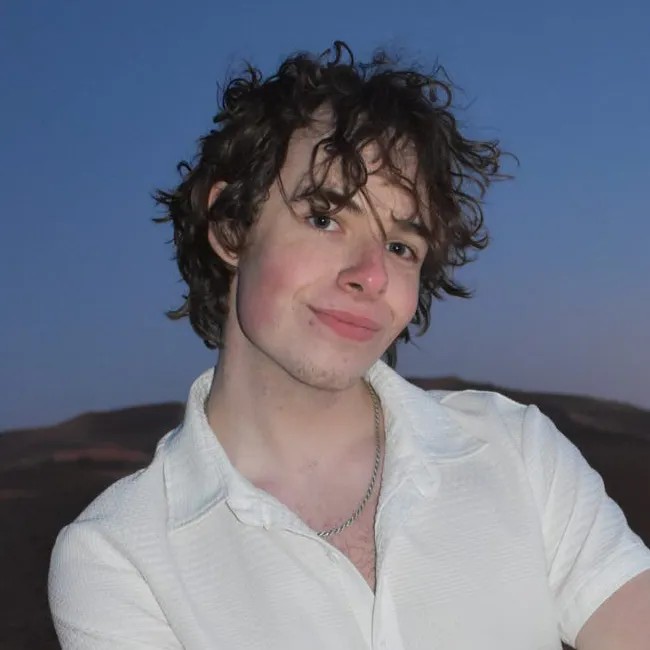 Headshot of Cote Briggs