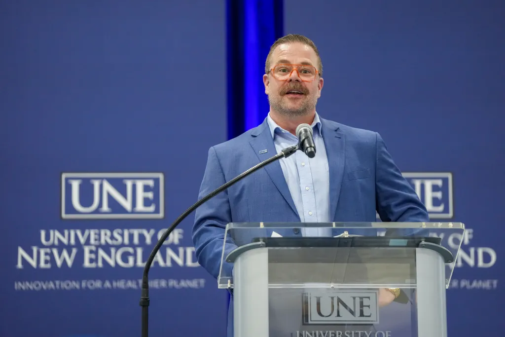 Dean Wes Renfro addressing the crowd at the annual University Awards