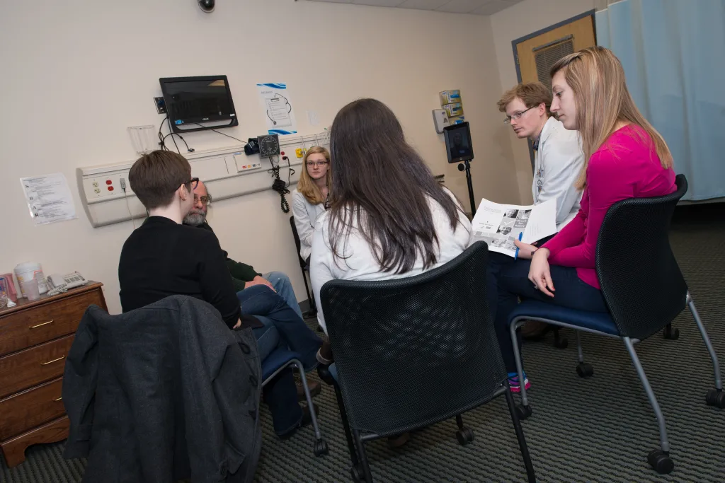UNE Students of various health professions learn to work together, preparing them for improved cooperation in their careers.