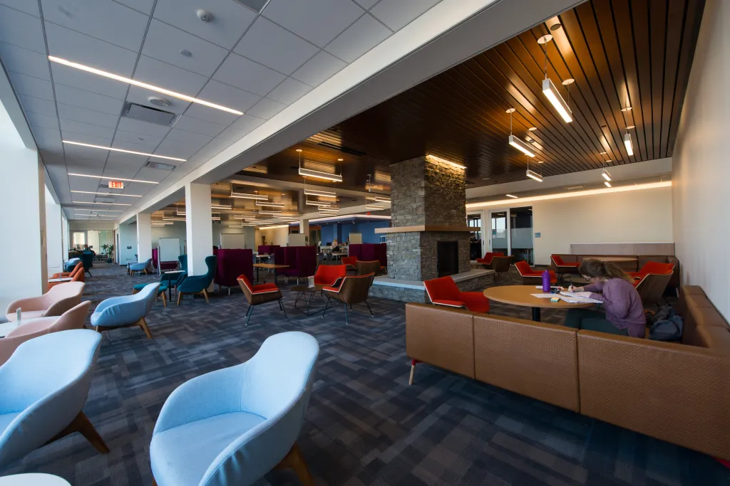 UNE’s Danielle N. Ripich Commons is a state-of-the-art, eco-friendly building featuring bird-safe glass, solar panels and ultra-