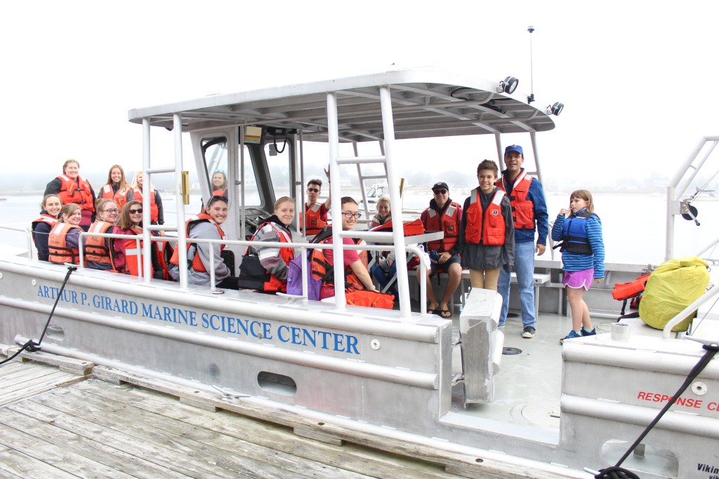 The UNE School of Marine Programs donated use of R/V Sakohki to take volunteers to the clean-up