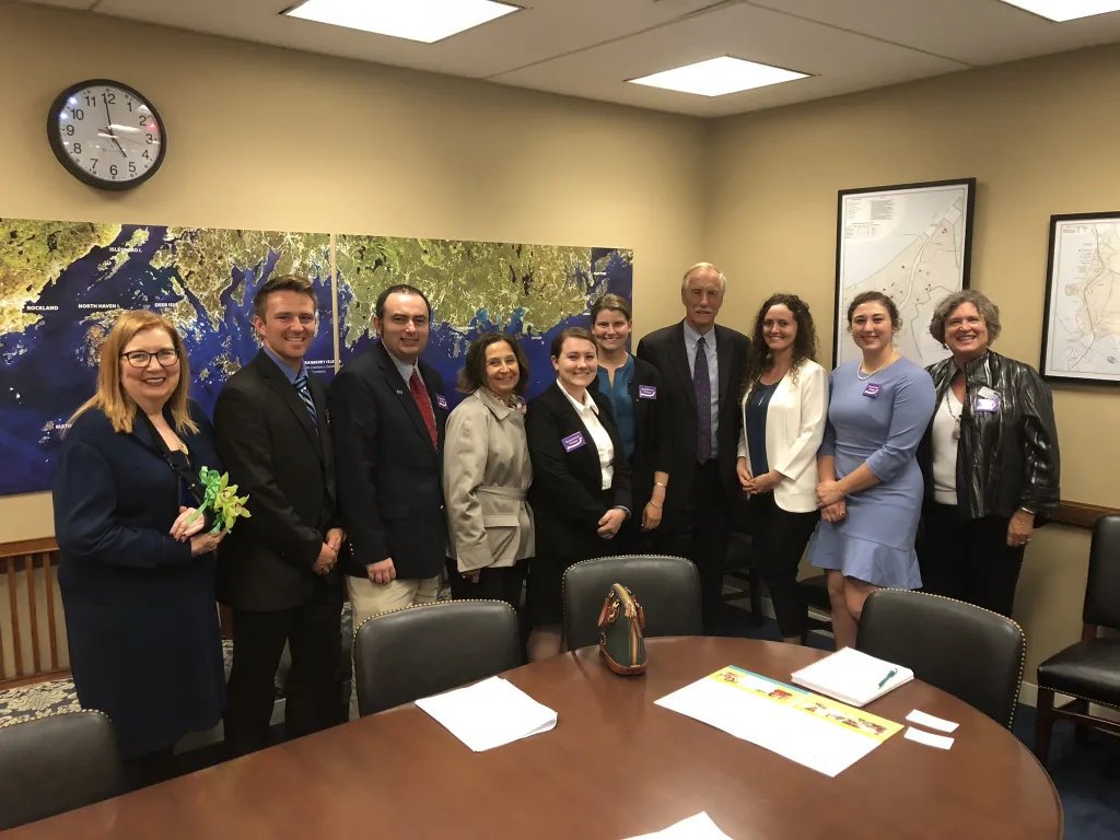 UNE MSOT students from Maine meet with Senator Angus King