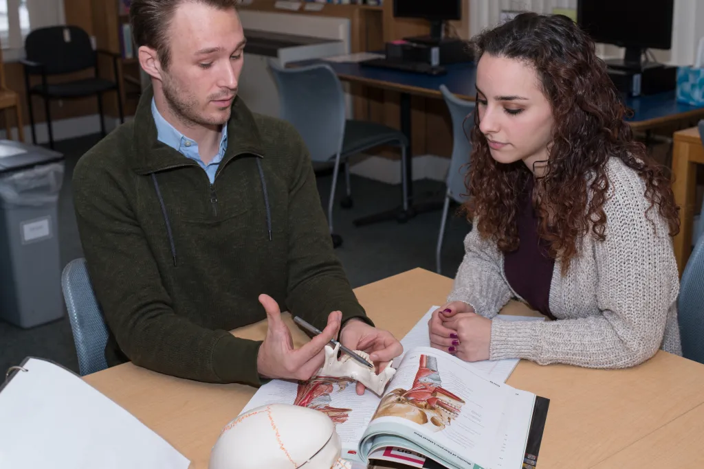 Photo of students in the UNE SASC