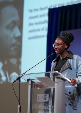 SHANAYLA SMALL ADDRESSING THE CROWD