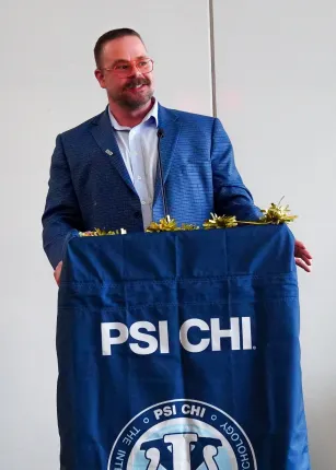 UNE’s PSI CHI Honor Society Chapter welcomes 26 new members