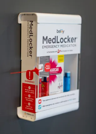       UNE advances food-allergy safety with rollout of emergency epinephrine lockers at community awareness event