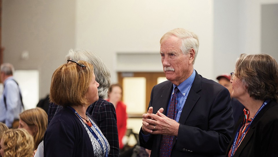 Angus King speaks with other members of the UArctic Assembly