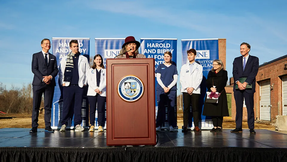 Provost Gwen Mahon addresses the crowd