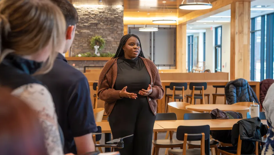 University of New England Fall Art and Research Symposium Ginika Onyemelukwe 