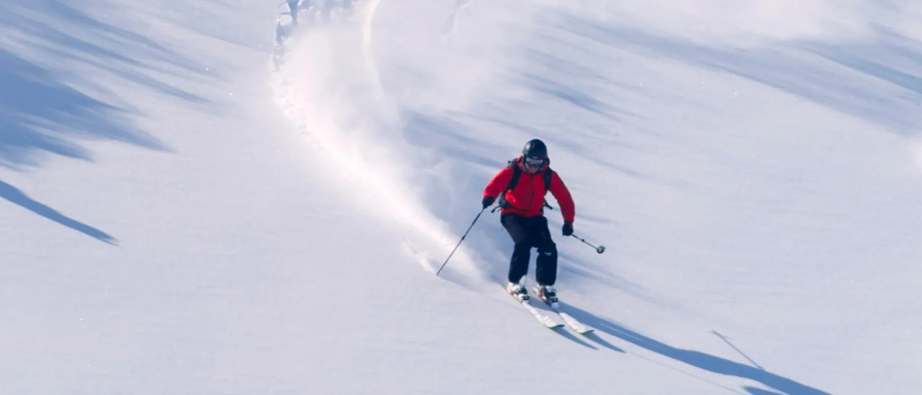 Man skiing