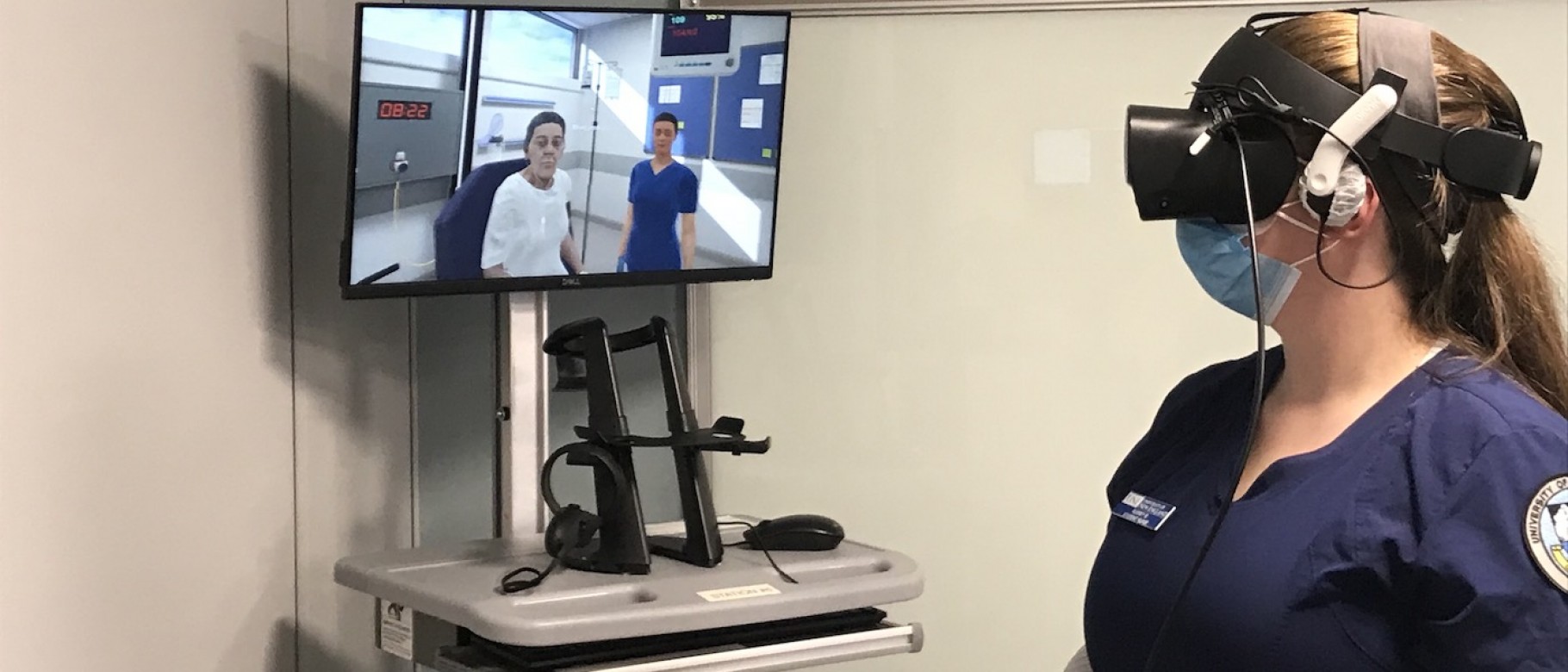 Virtual reality is helping students practice on simulated patients 