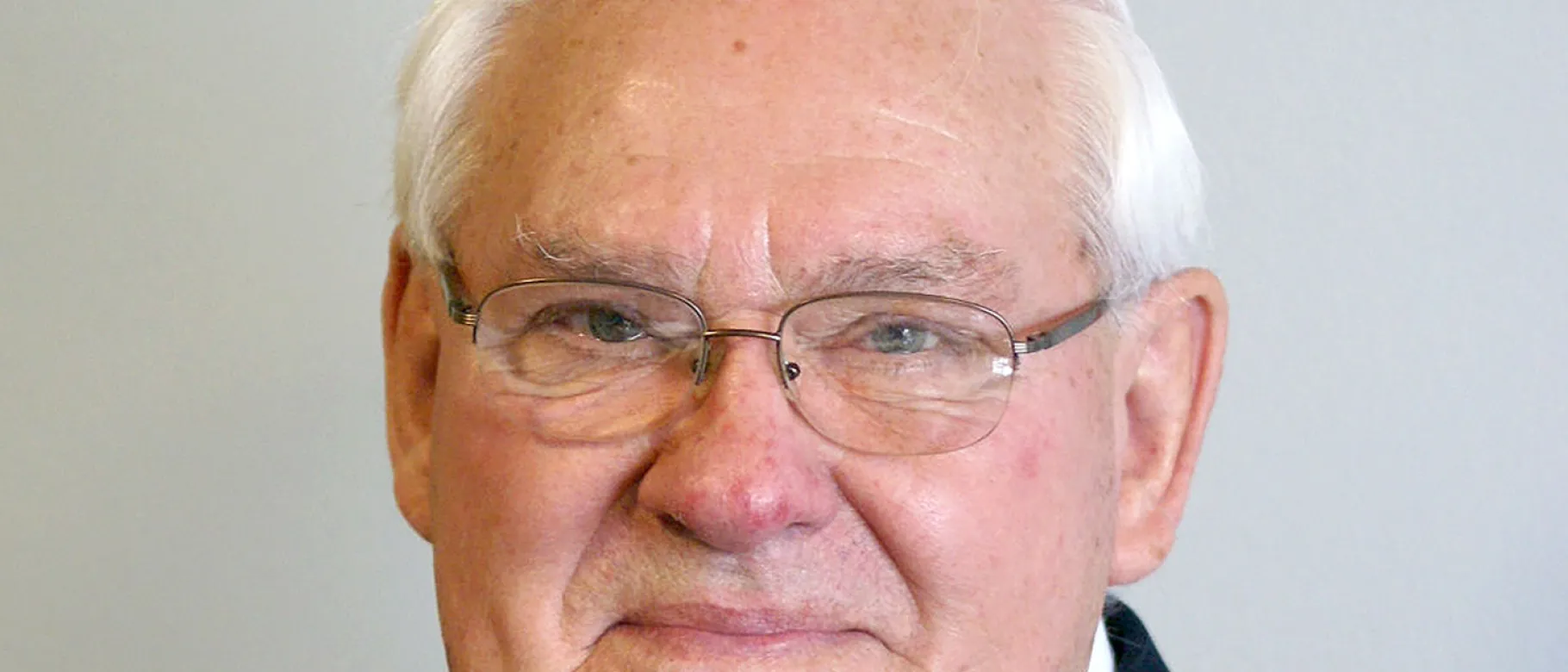 Dr. Douglas H. Kay