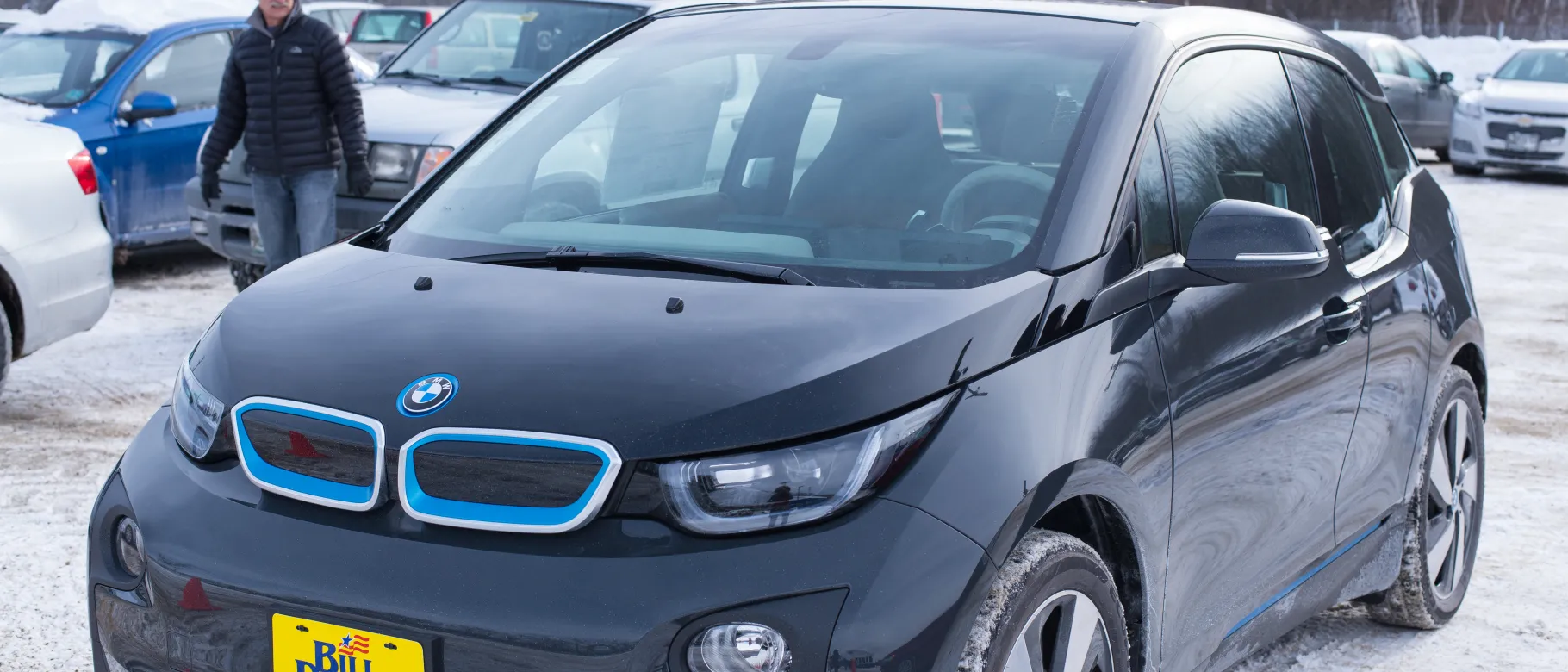 UNE brings electric car charging stations to campus