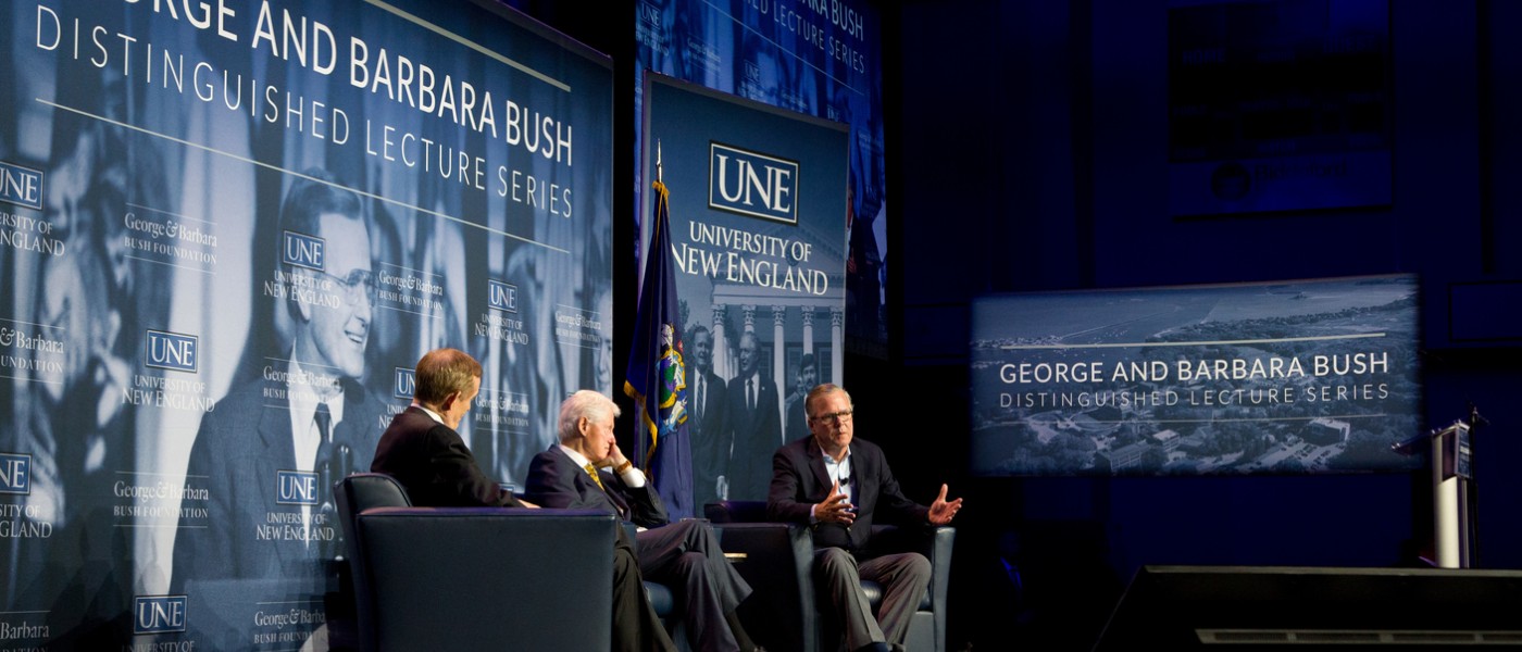 Former president Clinton and Former Governor Jeb Bush on stage