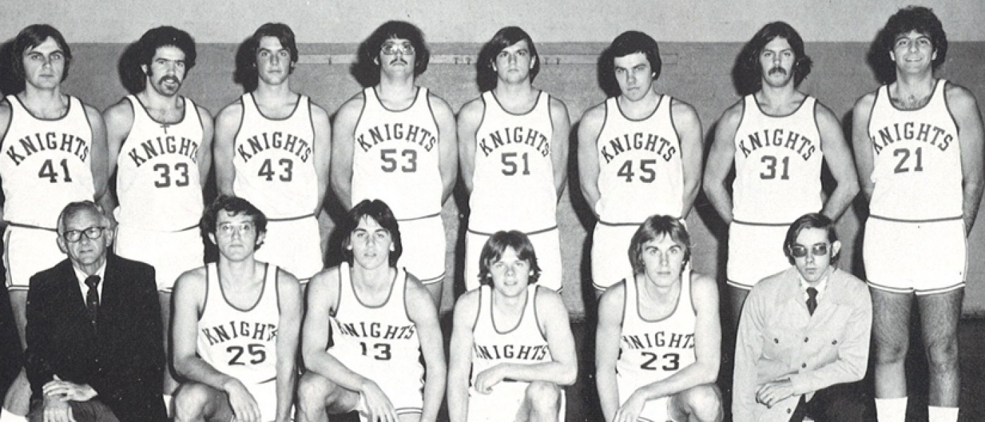 Beaudry with the 1976-77 Men's Basketball team.