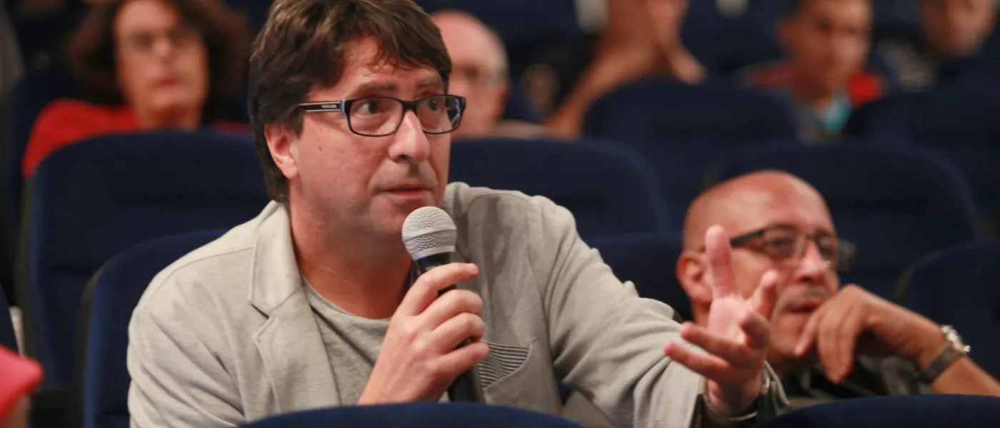 The audience is encouraged to ask questions at U N E’s Tangier Forum for Global Studies.