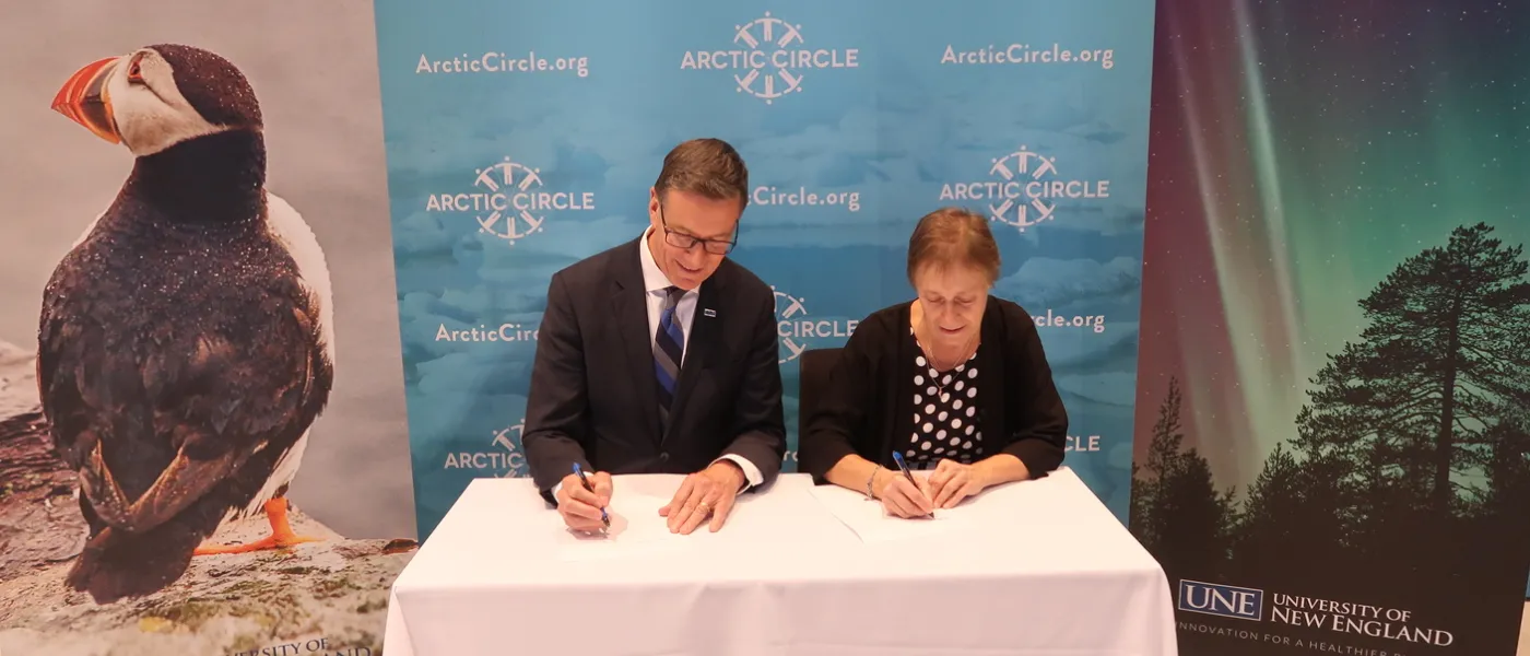 President Herbert and University of Gothenburg's Kristina Snuttan Sundell sign a Memorandum of Understanding