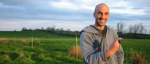 Noah Perlut, Ph.D., professor in and chair of the Department of Environmental Studies. has been named the Ludcke Chair of Liberal Arts and Sciences for 2020-2021.