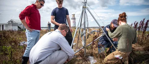 UNE students, faculty, and innovation staff install weather sensors on UNE's Ram Island