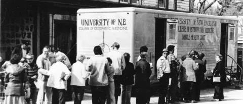 com mobile health unit