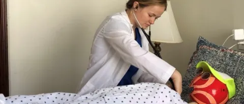 First-year physician assistant (PA) student Bailey D’Antonio performs a physical examination on her patient “Roxanne.” D’Antonio