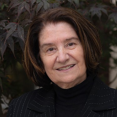Headshot of U N E employee Ellen Beaulieu