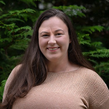 Headshot of Laura Noyes