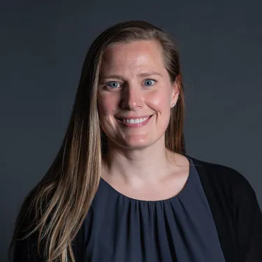 Headshot of Kristen Georgia