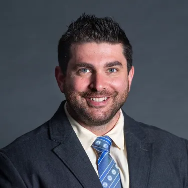 Headshot of Vincent Buonocore