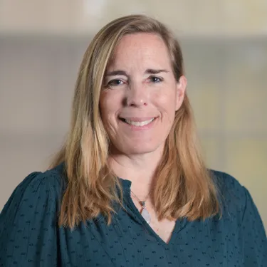 Headshot of Erin McCall