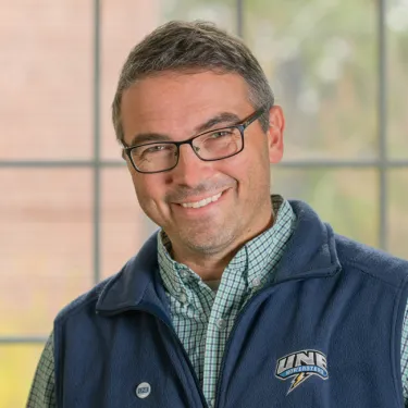 Headshot of Lee Cote