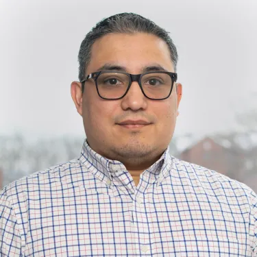 Headshot of Luis Queme