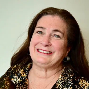 Headshot of Jo O'Connor