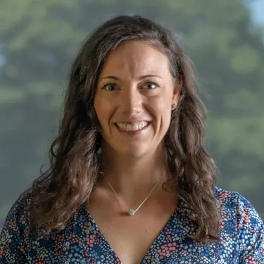Headshot of Kira LaCoss