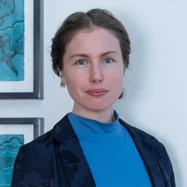 Headshot of Hannah Ruhl