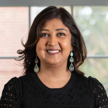 Headshot of Veronica Seeram